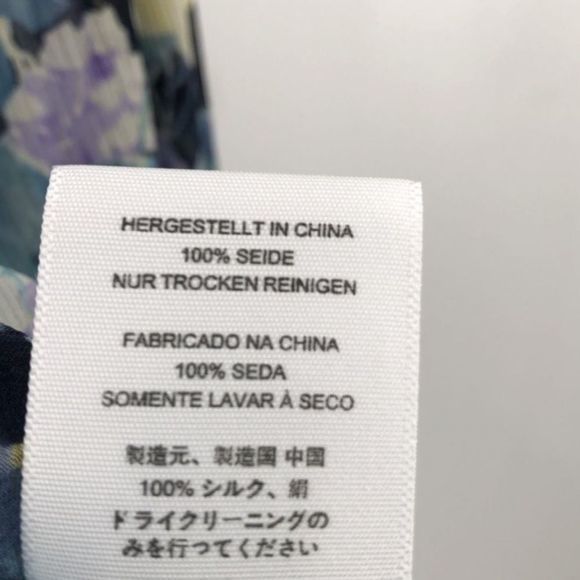 NEW Joie Thistle 100% Silk OVERSIZED (may fit to L) Floral Navy Blouse — SZ M - Picture 6 of 10